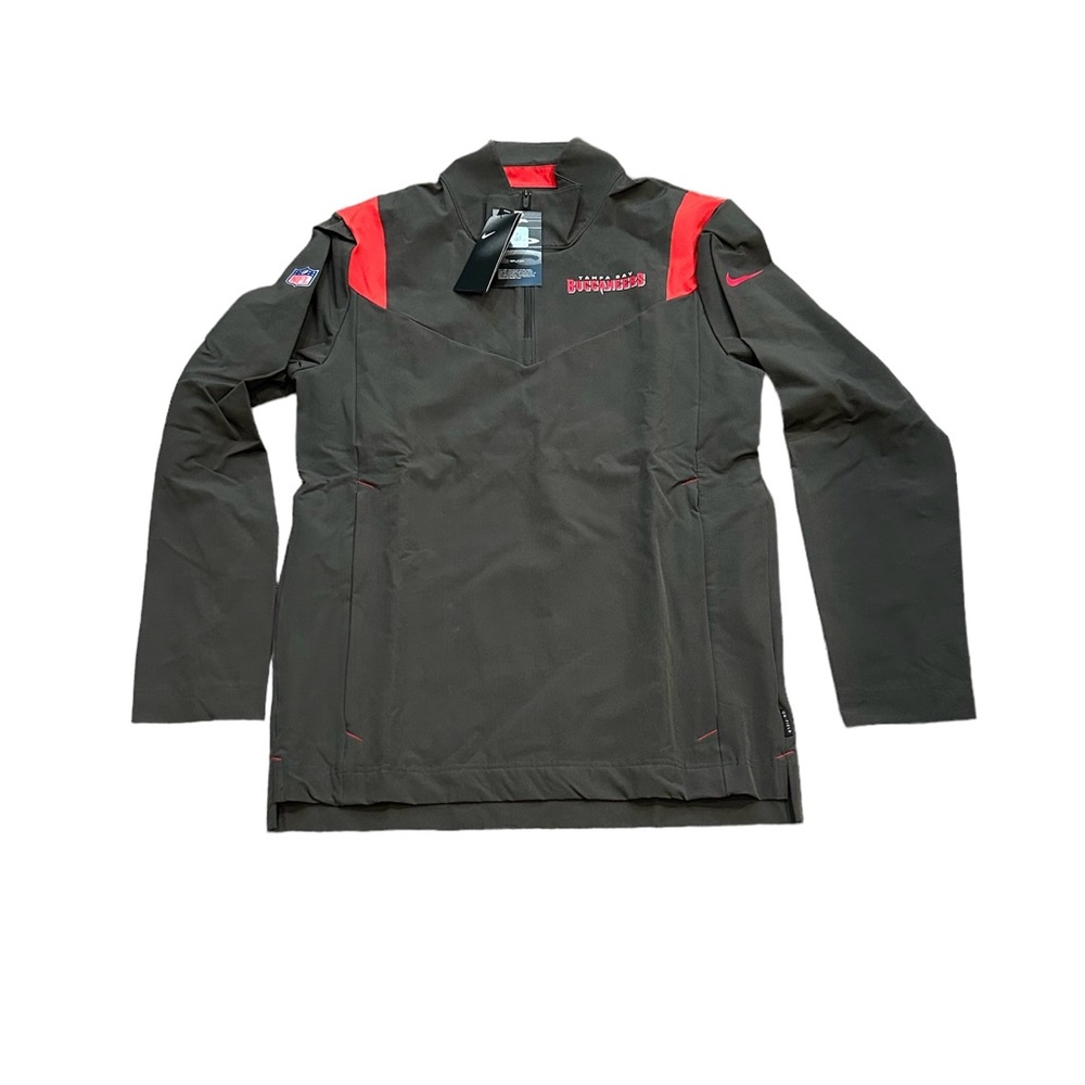 Tampa Bay Buccaneers Nike Men’s 1/2 Zip Pullover Jacket‎